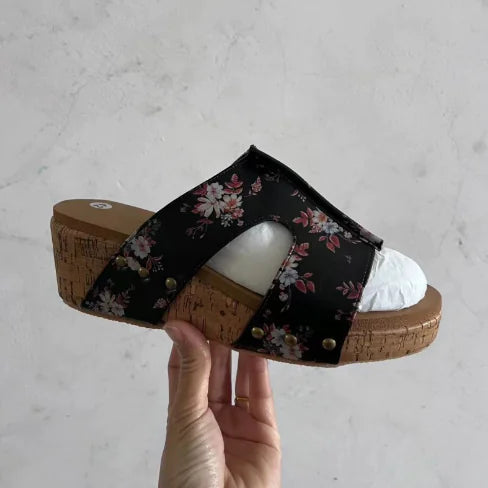 Comfortable and fashionable open-toe wedge shoes available in brown and gray shades, perfect for all-day wear