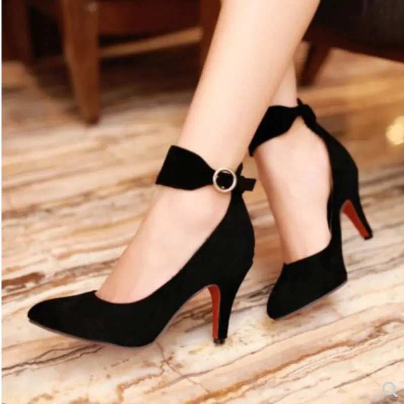 Elegant women's pointed toe high heels featuring a sleek design with thin stiletto heels for a sophisticated and stylish look