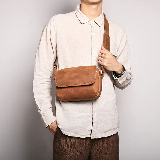 Genuine headlayer cowhide men's shoulder bag with vintage retro style
